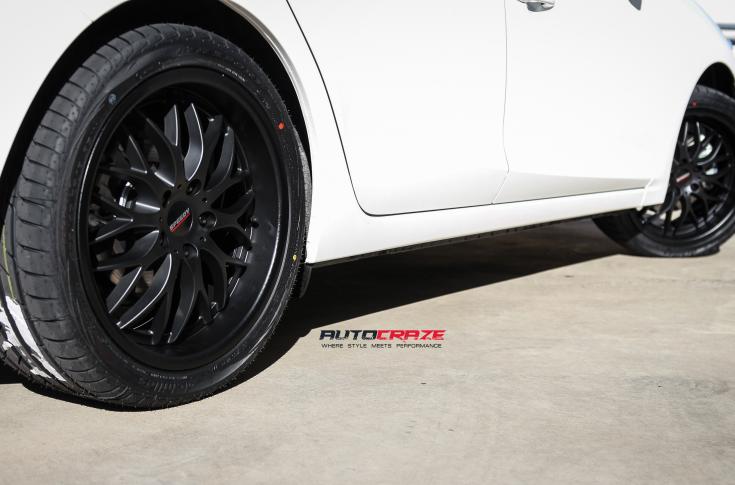 MAZDA-3-CHEETAH-SPORTS-BLACK-SUEDE-2